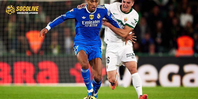 Dàn sao hỏa lực hạng nặng của Real Madrid quyết tâm dội "mưa gôn" vào lưới đối thủ chiếu dưới